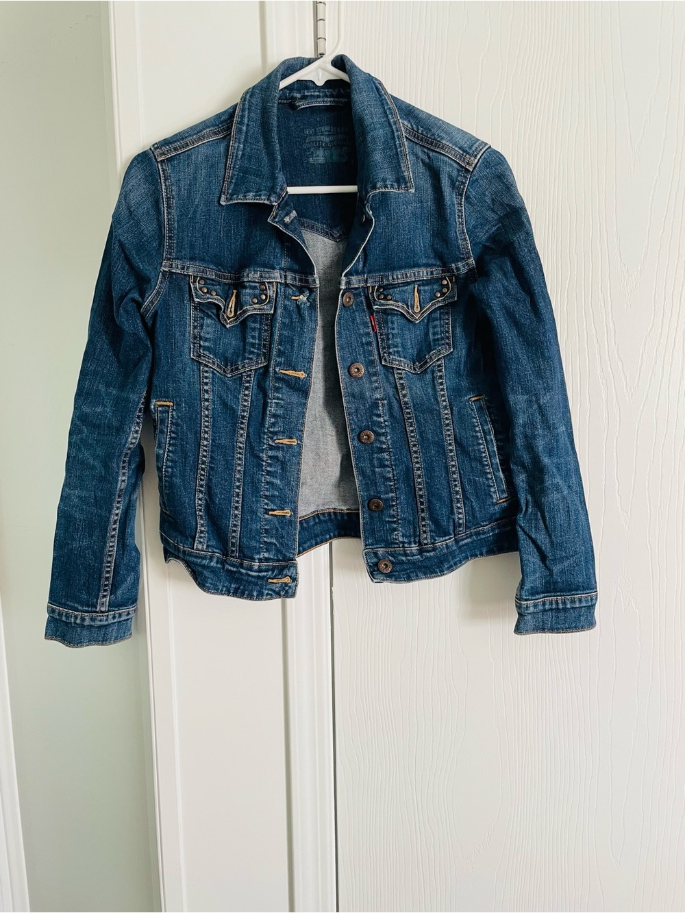 Levi's Dark Blue Denim Trucker Jacket